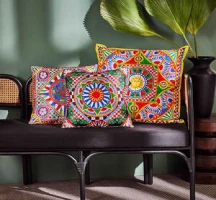 decorative cushions in dubai