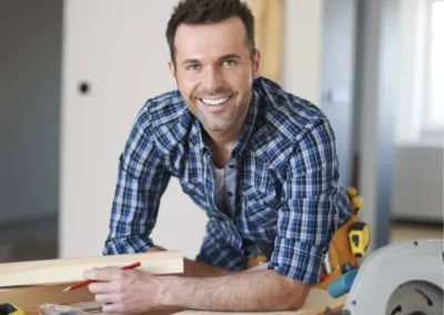 experienced handyman carpenter Dubai